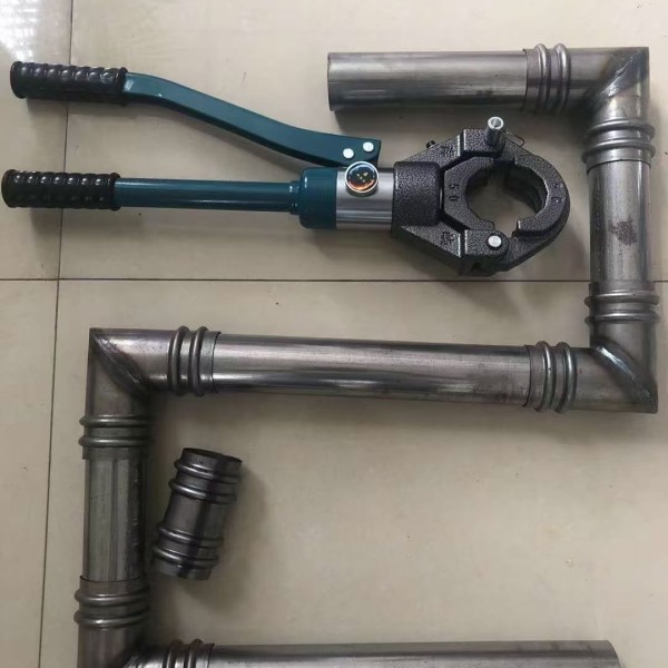 青冈鑫亿呈冷却管
